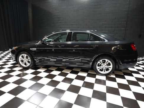 Used 2013 Ford Taurus SEL FWD image 26