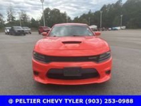 Used 2019 Dodge Charger GT RWD image 2