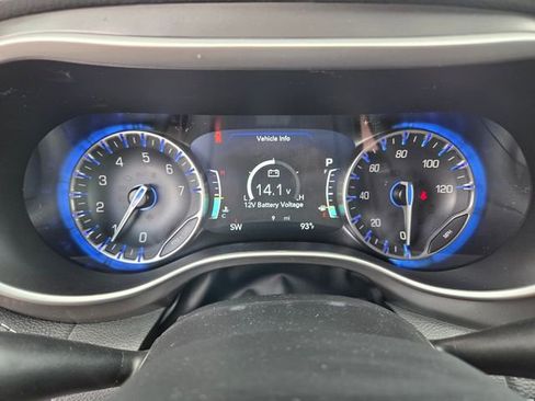 New 2026 Chrysler Pacifica Select image 29