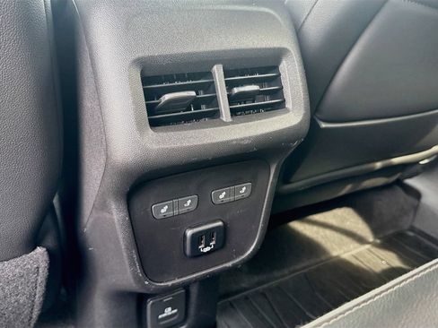 Used 2018 GMC Terrain Denali w/ Advanced Safety Package AWD/4WD image 27