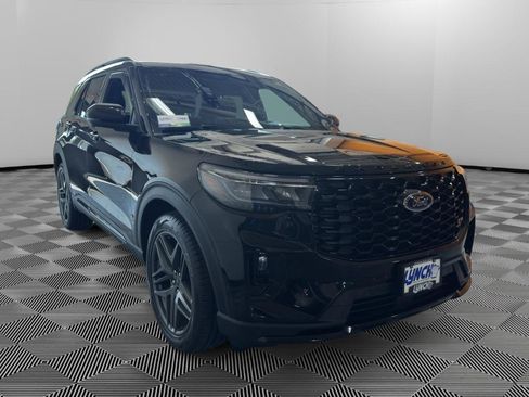 Used 2025 Ford Explorer ST w/ Sun And Sound Package AWD/4WD image 7