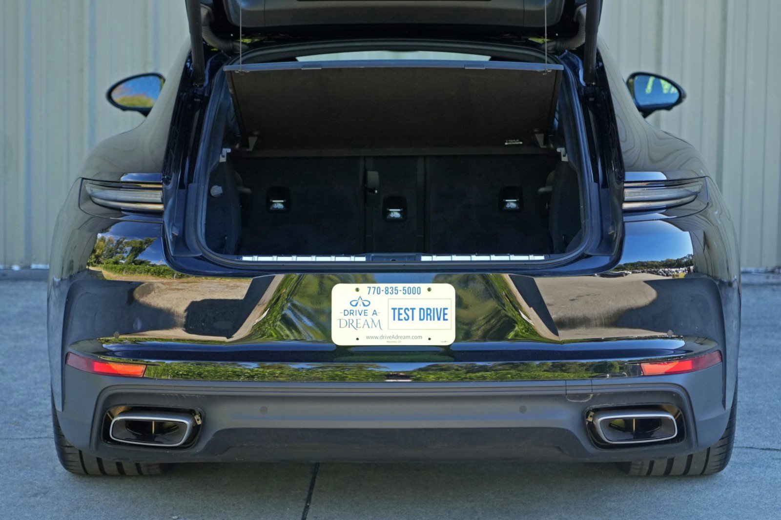 Used 2024 Porsche Panamera 4 AWD/4WD image 10