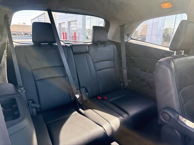 Used 2018 Honda Pilot Elite image 32