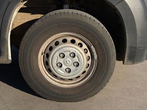 Used 2025 RAM ProMaster 2500 w/ Convenience Group image 7