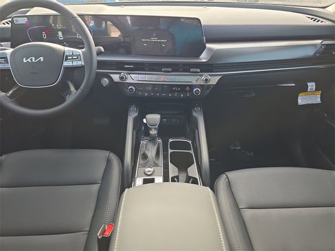 New 2025 Kia Telluride S image 17