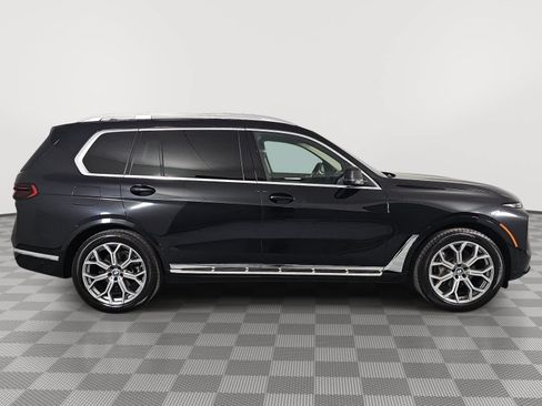 Used 2025 BMW X7 xDrive40i AWD/4WD image 9