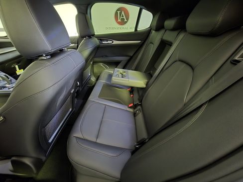 New 2025 Alfa Romeo Stelvio Sprint image 11