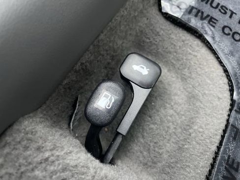 New 2026 Hyundai Elantra Blue image 25