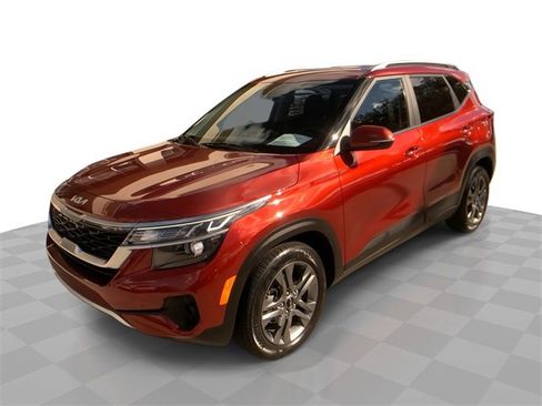 Used 2023 Kia Seltos S image 1