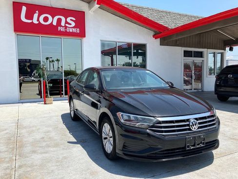 Used 2019 Volkswagen Jetta S FWD image 2