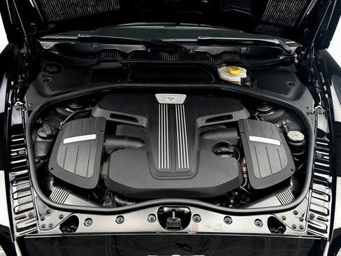 Used 2015 Bentley Continental GT image 26