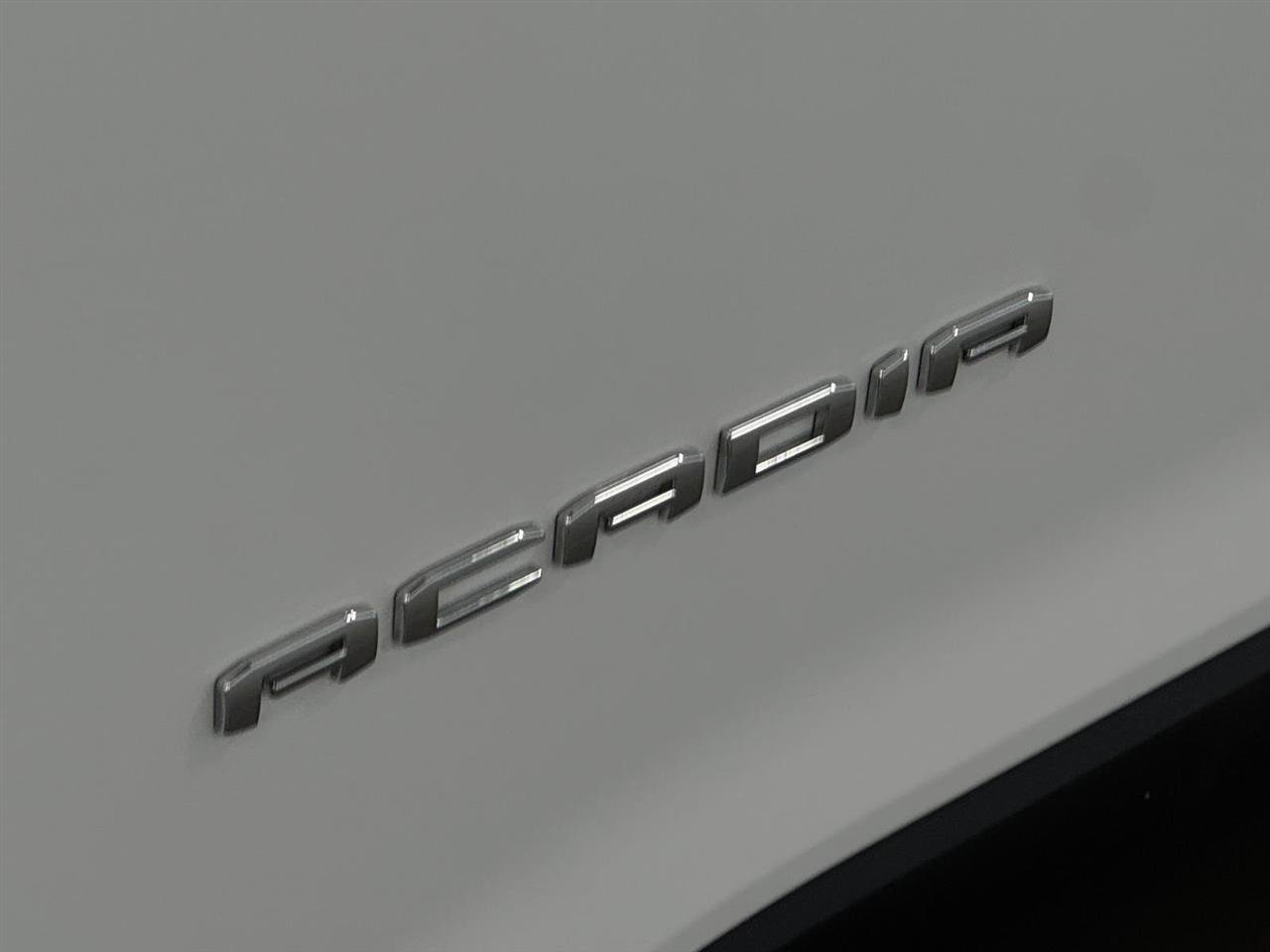 Used 2020 GMC Acadia SLT w/ Trailering Package AWD/4WD image 39
