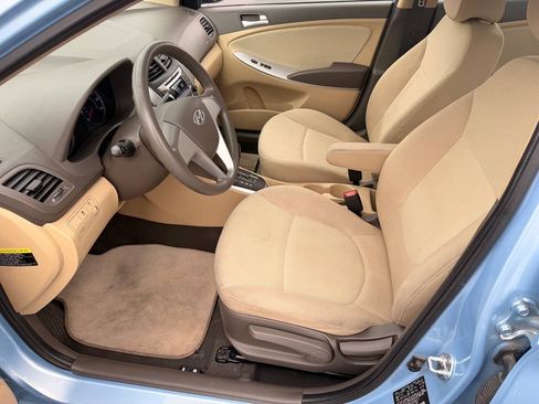 Used 2014 Hyundai Accent GLS FWD image 18
