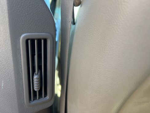 Used 2011 Nissan Murano SV image 27