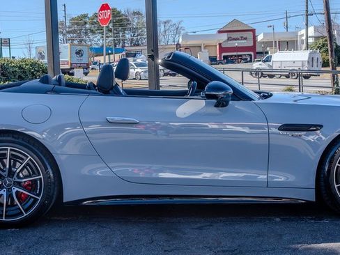 Used 2022 Mercedes-Benz SL 55 AMG 4MATIC image 22