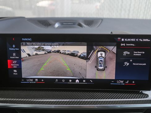 Used 2026 BMW X7 M60i w/ M Sport Professional Package image 21