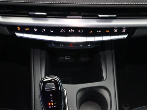 Certified 2024 Cadillac XT4 Premium Luxury w/ Cold Weather Package FWD image 32