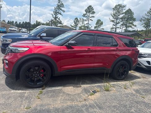 Used 2020 Ford Explorer ST w/ ST Street Pack AWD/4WD image 4