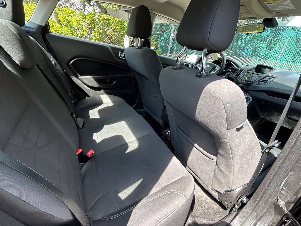 Used 2016 Ford Fiesta SE FWD image 29