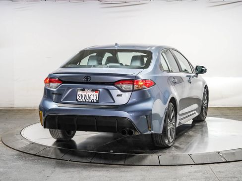 Used 2025 Toyota Corolla SE FWD image 4