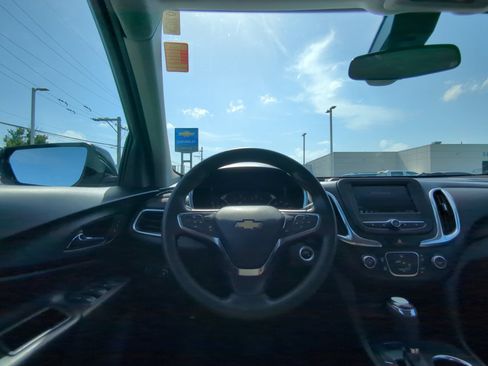 Used 2020 Chevrolet Equinox LT AWD/4WD image 14