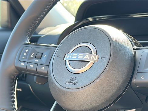 New 2025 Nissan Pathfinder SL image 20