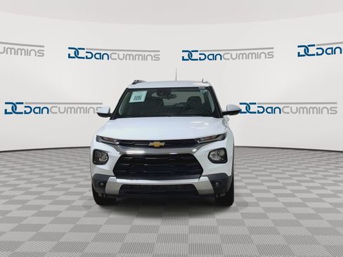 Used 2022 Chevrolet TrailBlazer LT AWD/4WD image 3