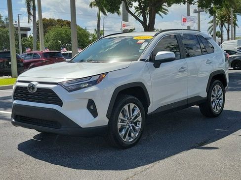 Certified 2025 Toyota RAV4 XLE Premium image 2