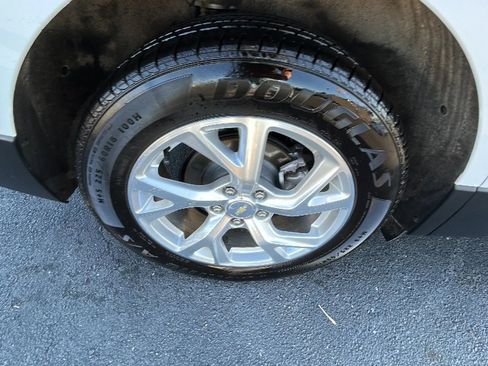 Used 2019 Chevrolet Equinox Premier image 55