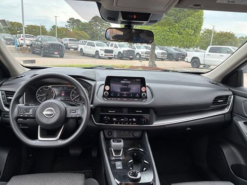 Used 2024 Nissan Rogue SV AWD/4WD image 21