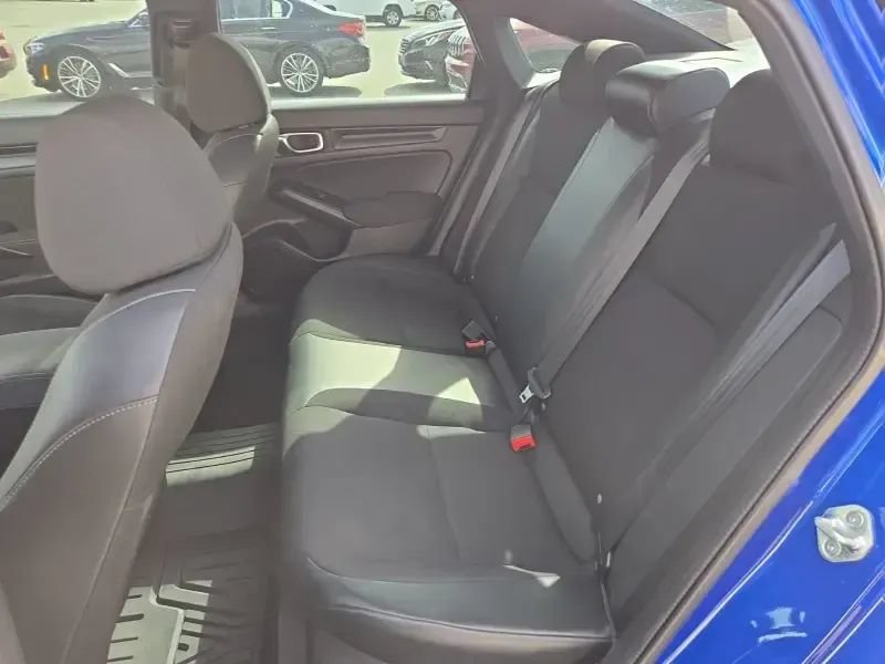 Used 2023 Honda Civic Sport image 11