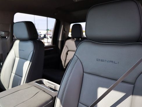 New 2026 GMC Sierra 3500 Denali w/ Technology Package image 19