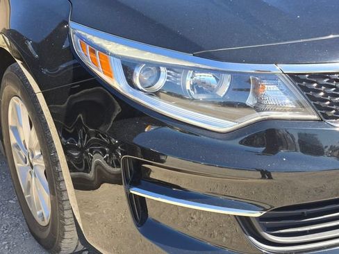 Used 2018 Kia Optima LX FWD image 4
