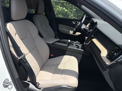 Used 2026 Volvo XC60 B5 Plus w/ Protection Package Premier AWD/4WD image 35