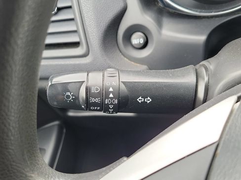 Used 2020 Mitsubishi Outlander Sport ES AWD/4WD image 18
