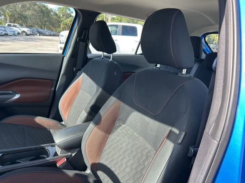 Used 2023 Nissan Kicks SR image 21