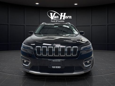 Used 2020 Jeep Cherokee Limited FWD image 2