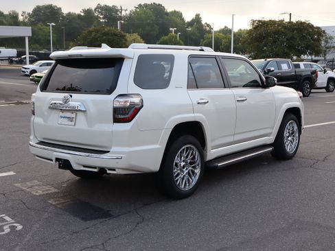 Used 2023 Toyota 4Runner Limited AWD/4WD image 10