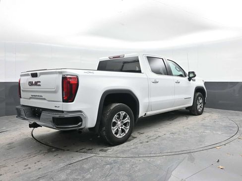 Used 2024 GMC Sierra 1500 SLT image 5
