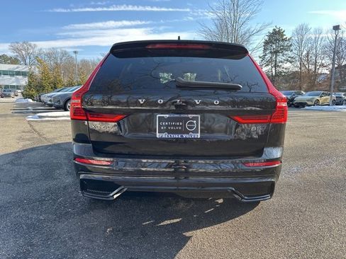 Certified 2023 Volvo XC60 B5 Plus w/ Climate Package image 7