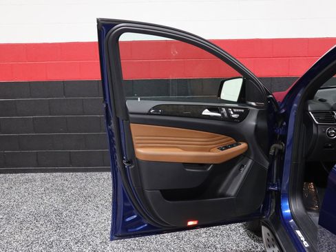 Used 2017 Mercedes-Benz GLE 43 AMG 4MATIC Coupe w/ Parking Assist Package image 36