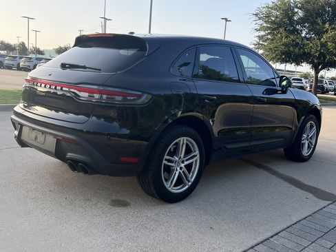 Used 2024 Porsche Macan AWD/4WD image 9