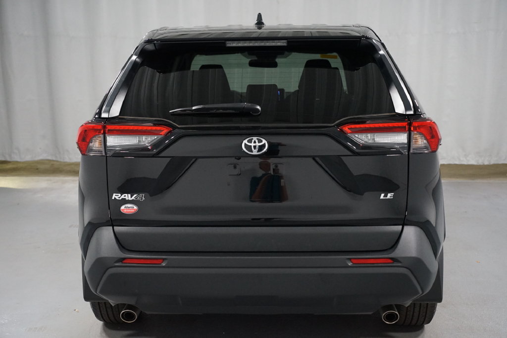 Certified 2025 Toyota RAV4 LE FWD image 7