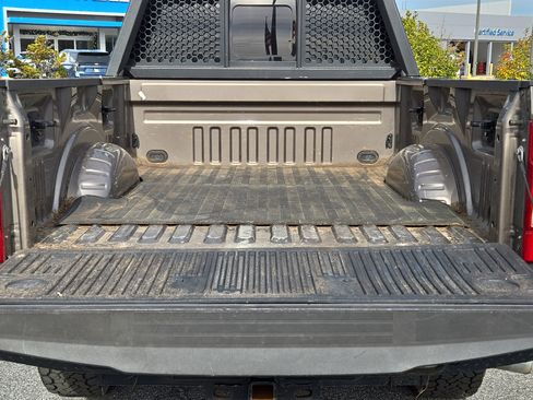 Used 2020 Ford F250 XLT w/ XLT Premium Package image 13