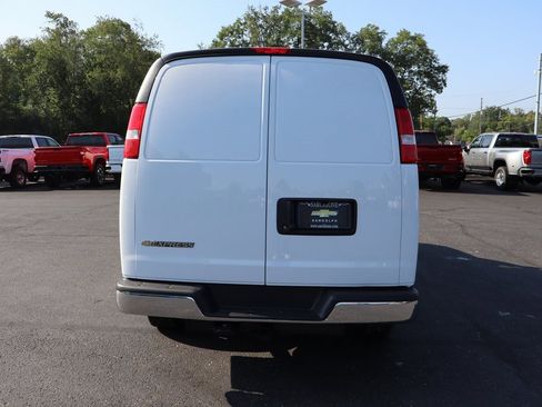 New 2025 Chevrolet Express 2500 Work Van w/ Driver Convenience Package image 26