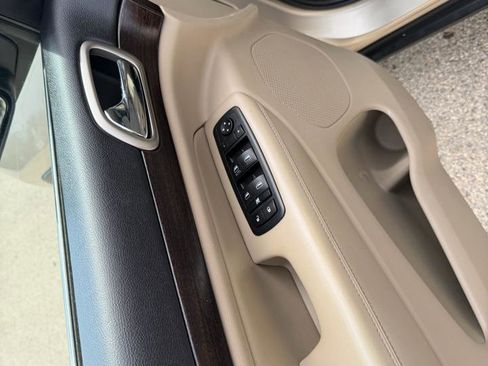 Used 2014 Jeep Grand Cherokee Laredo w/ Security & Convenience Group image 10