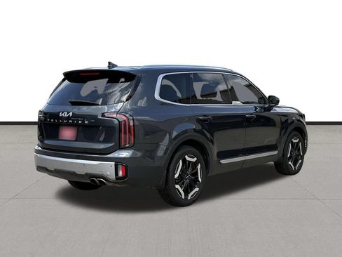 Used 2023 Kia Telluride EX w/ EX Captain's Chair Package FWD image 5