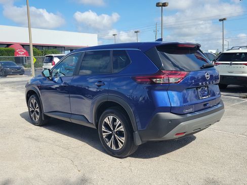 Certified 2023 Nissan Rogue SV FWD image 8