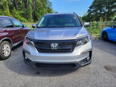 Used 2021 Honda Pilot Special Edition image 2