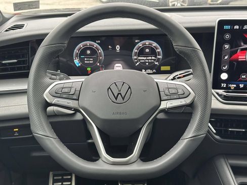 New 2026 Volkswagen Tiguan SE R-Line AWD/4WD image 20